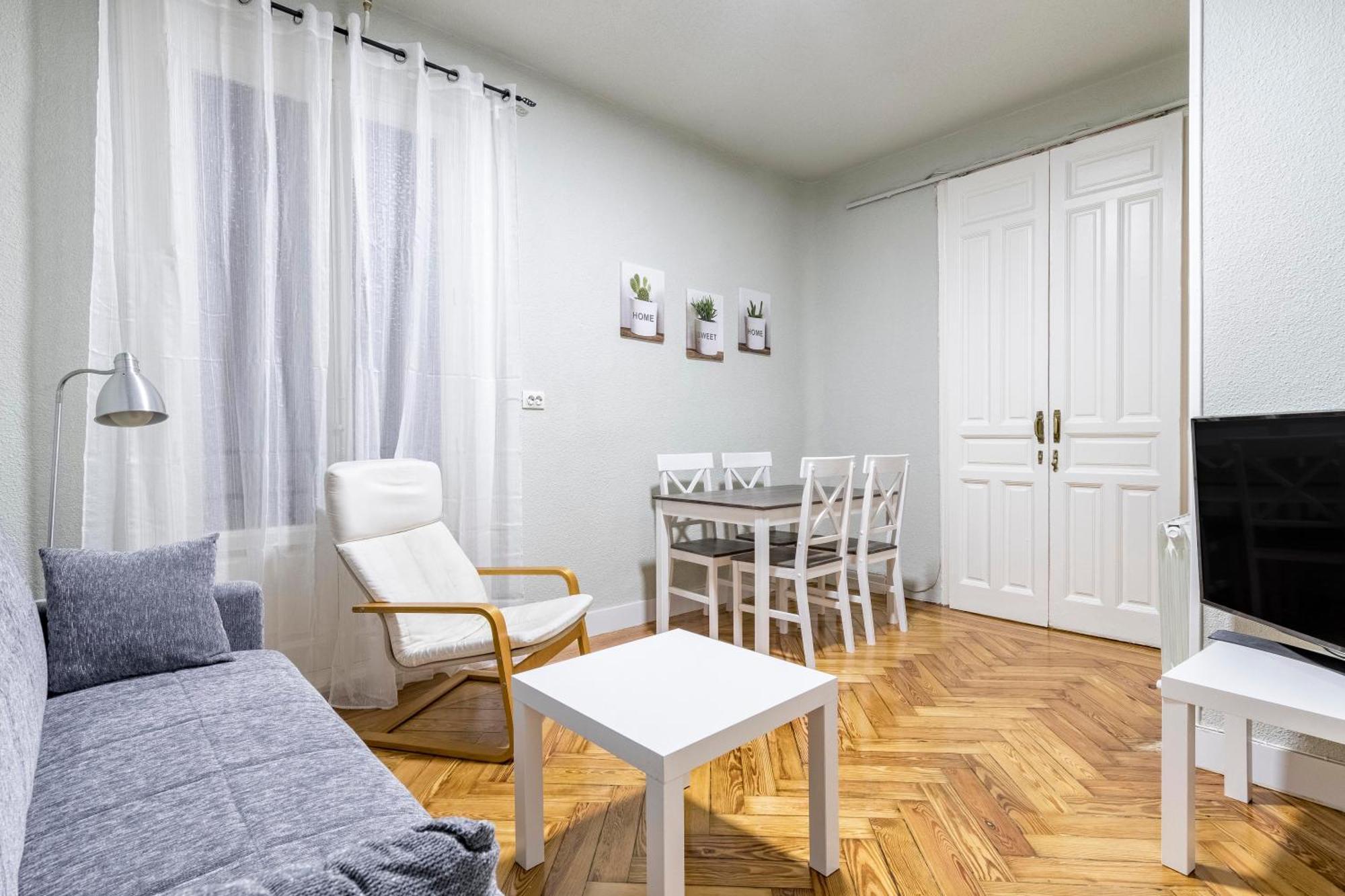 Apartamento Cozy Flat In La Latina *